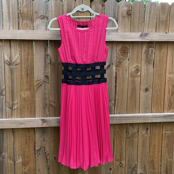 BCBGMAXAZRIA Dress - Picture 8 of 9
